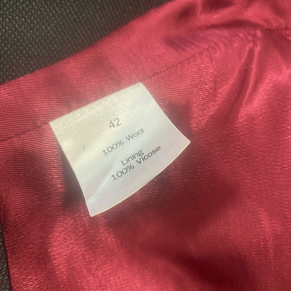 Three piece suit - Picture 11 of 12